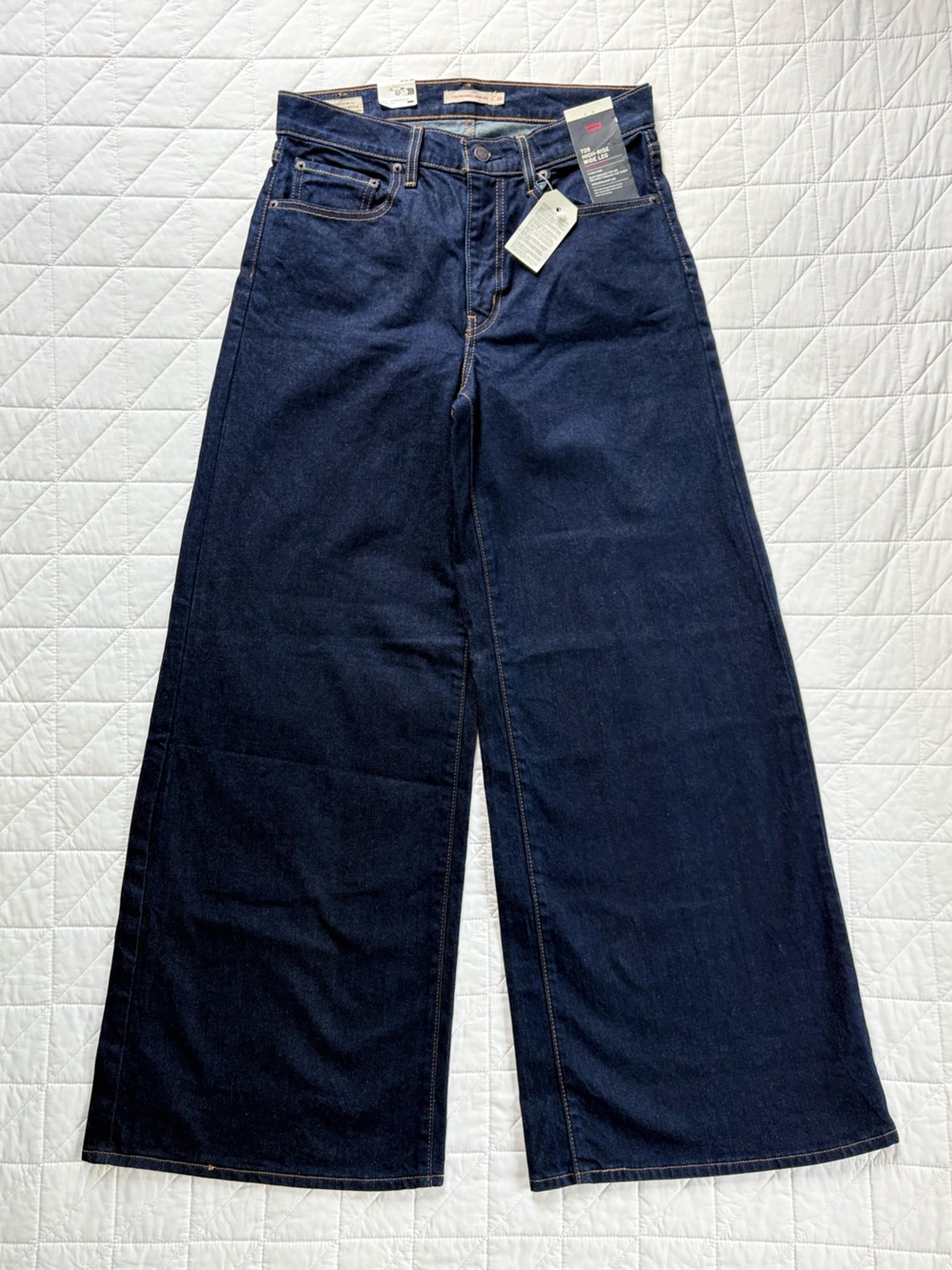 NWT Levi’s Premium 728 High-Rise Wide-Leg Jeans - Dark Indigo Wash Women’s 30x32